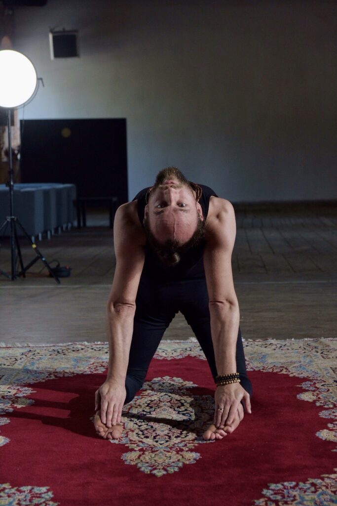 Sesja zdjęciowa na dywanie